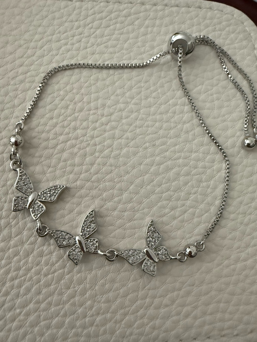 18K White Gold Plated Butterfly Adjustable Bracelet - Sparkling Crystal Accents